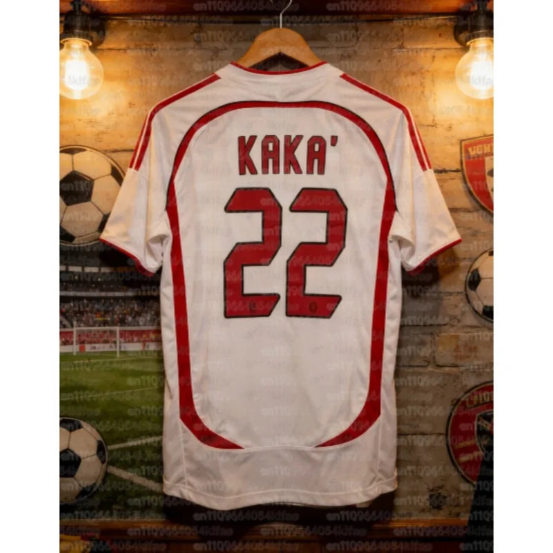 قمصان كرة قدم كلاسيكية عتيقة من Kitman، وقميص تدريب للمشجعين من Kak Á Sportswear، وملابس رياضية مريحة للأطفال والكبار قابلة للتهوية.