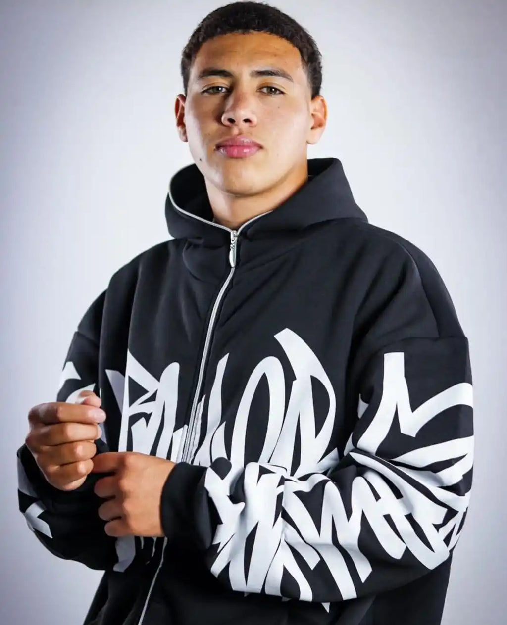 هودي عصري مطبوع عليه حروف جرافيتي وسحاب، بتصميم ريترو Y2K، رجالي، قوطي، هيب هوب، بانك، كاجوال، واسع، سويت شيرت هاراجوكو