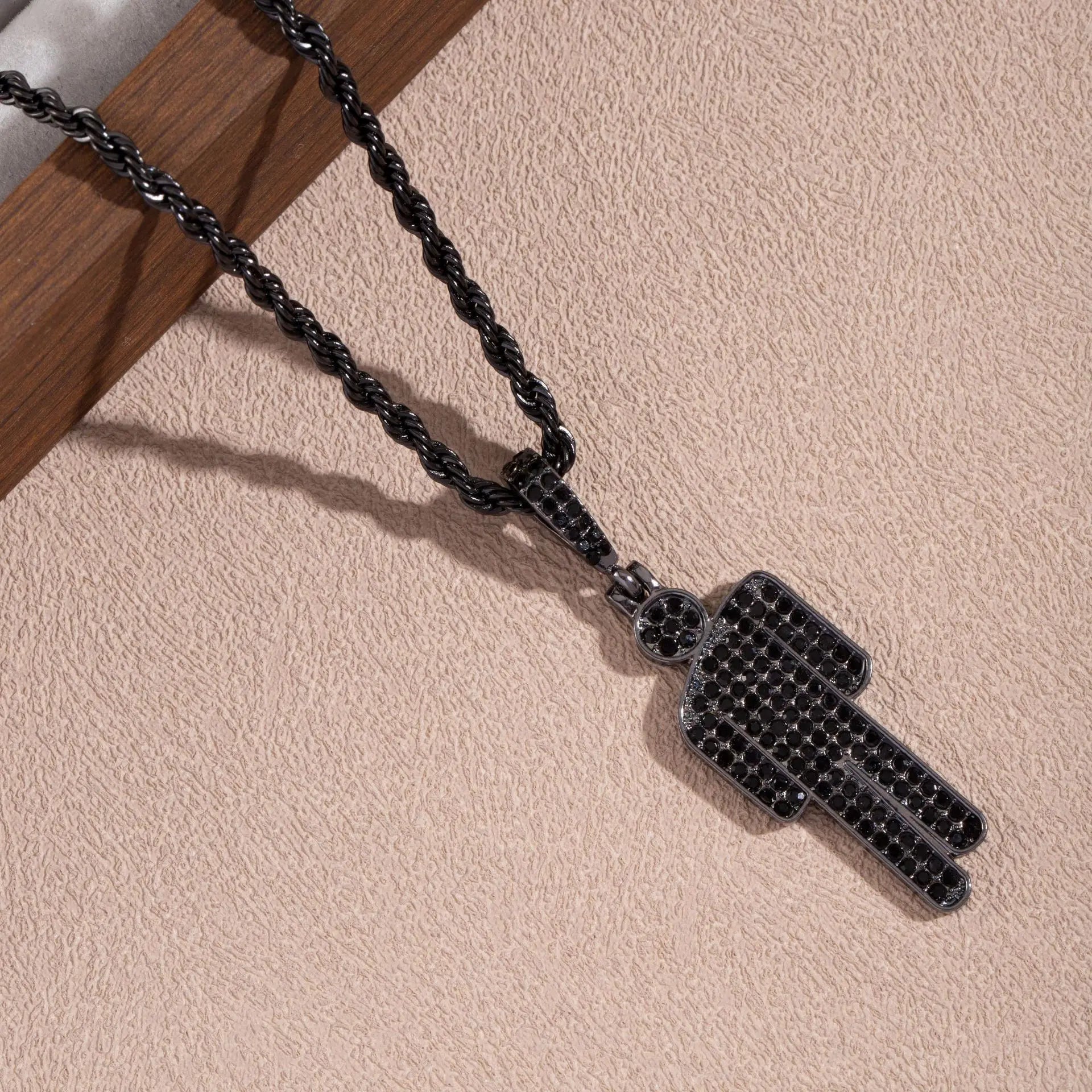 قلادات بيلي فاشن بتصميم رأس مائل، مصنوعة من الفولاذ المقاوم للصدأ ومرصعة بأحجار الراين، للرجال والنساء، بالجملة، إكسسوارات ومجوهرات هيب هوب